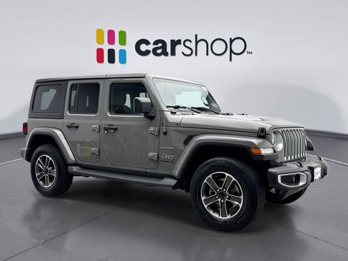Used 2023 Jeep Wrangler Unlimited Sahara w/ Cold Weather Group AWD/4WD image 7