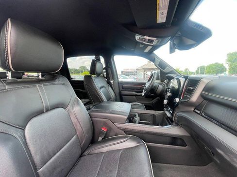 Used 2022 RAM 1500 Limited w/ Body-Colour Bumper Group AWD/4WD image 9