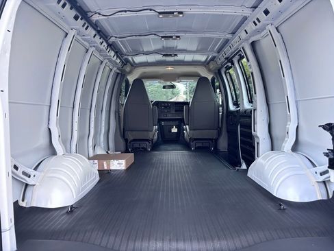 New 2025 Chevrolet Express 3500 Work Van w/ Driver Convenience Package image 14