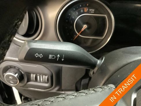 Used 2022 Jeep Gladiator Sport AWD/4WD image 27