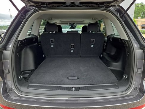 Certified 2023 Jeep Grand Cherokee Laredo X AWD/4WD image 30