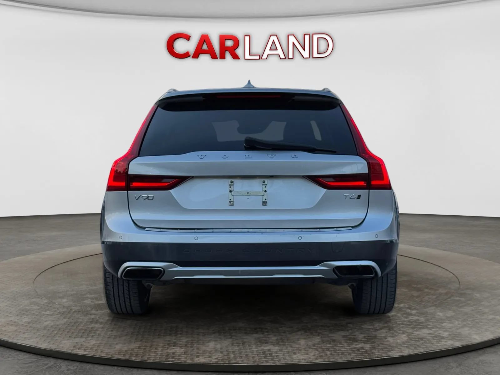 Used 2018 Volvo V90 T6 Cross Country w/ Convenience Package AWD/4WD image 5