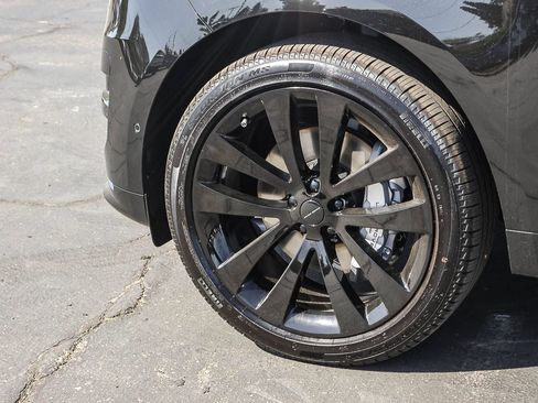 New 2026 Land Rover Range Rover Sport Dynamic SE AWD/4WD image 9
