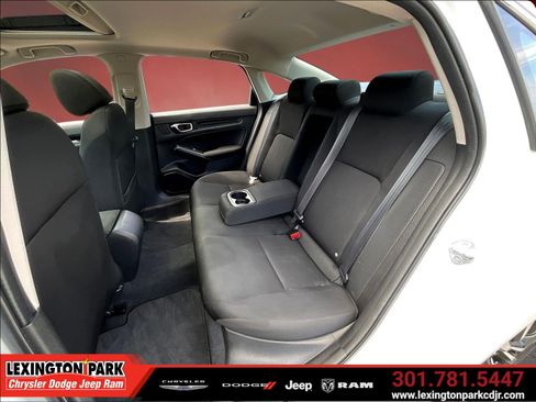 Used 2022 Honda Civic EX image 21