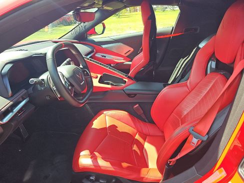 Used 2023 Chevrolet Corvette Stingray Preferred Cpe w/ 2LT image 3