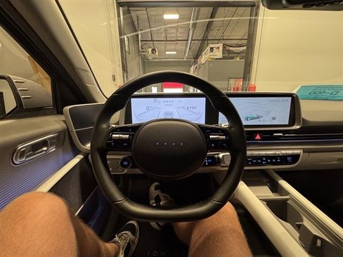 Used 2025 Hyundai Ioniq 6 SEL AWD/4WD image 19