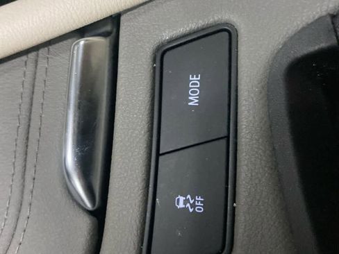 Used 2021 Cadillac XT6 Premium Luxury image 26