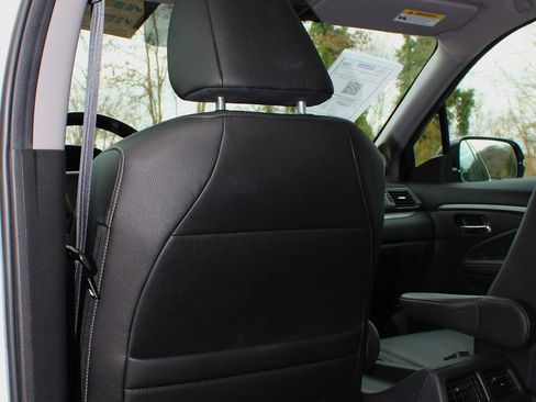 Used 2023 Honda Ridgeline RTL-E image 21