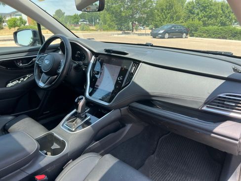 Used 2022 Subaru Outback Limited AWD/4WD image 16
