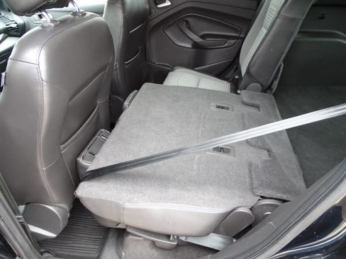 Used 2017 Ford Escape SE Sport w/ Equipment Group 201A image 29