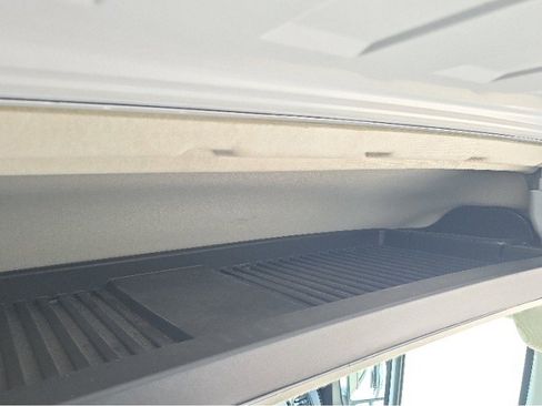 Used 2025 RAM ProMaster 2500 w/ Convenience Group FWD image 17