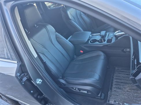 Used 2024 Acura MDX SH-AWD w/ Technology Package image 18