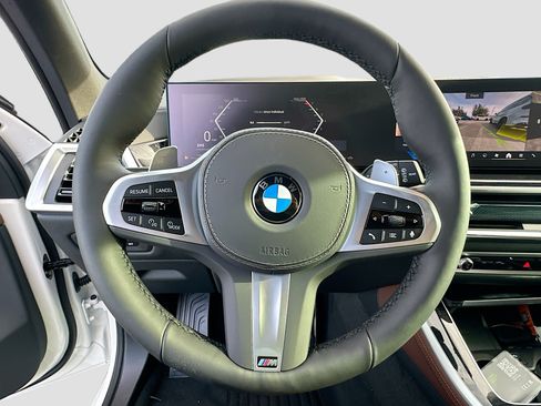 New 2026 BMW X5 sDrive40i w/ Executive Package RWD image 8