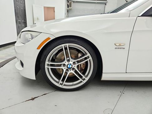 Used 2013 BMW 335is Convertible RWD image 29