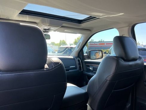 Used 2018 RAM 1500 Laramie w/ Convenience Group AWD/4WD image 29