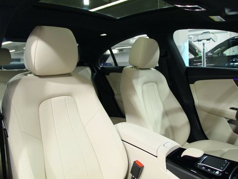 Certified 2023 Mercedes-Benz CLA 250 4MATIC image 23