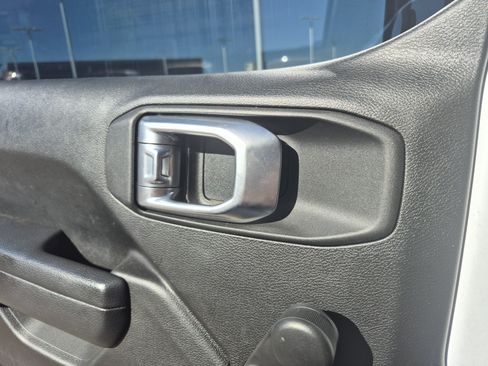 Used 2023 Jeep Wrangler Sport AWD/4WD image 13