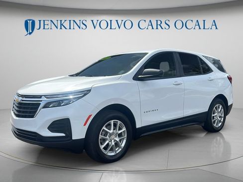 Used 2022 Chevrolet Equinox LS w/ LS Convenience Package AWD/4WD image 7