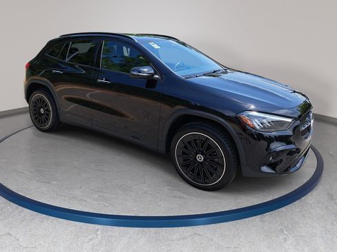 Used 2026 Mercedes-Benz GLA 250 image 4