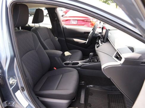 Certified 2025 Toyota Corolla LE FWD image 27