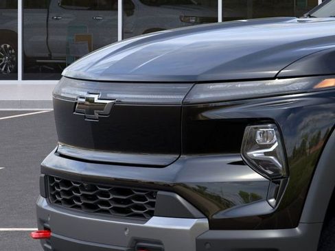 New 2026 Chevrolet Silverado EV Trail Boss w/ Plus Package AWD/4WD image 13
