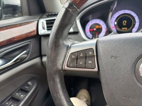 Used 2010 Cadillac SRX Luxury image 40