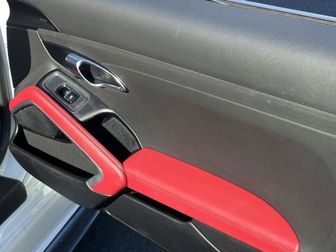 Used 2024 Porsche 718 Boxster S image 18