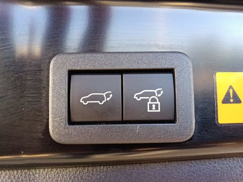 Used 2026 Toyota RAV4 Limited AWD/4WD image 29