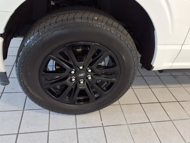 Used 2026 Ford F150 Platinum w/ Equipment Group 702A High AWD/4WD image 5