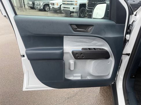 Used 2025 Ford Maverick XLT image 8