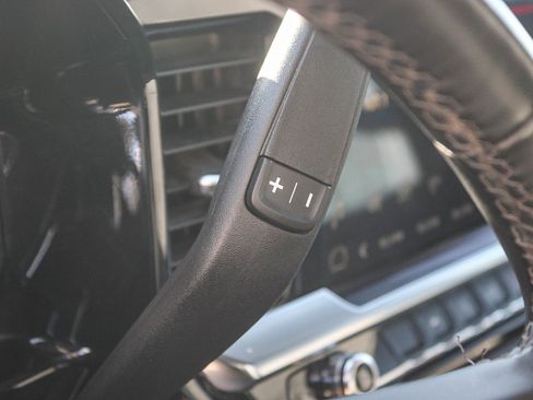 Used 2024 GMC Sierra 1500 SLT image 20