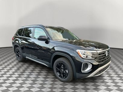 New 2026 Volkswagen Atlas Peak Edition