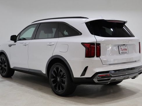Used 2023 Kia Sorento SX FWD image 6