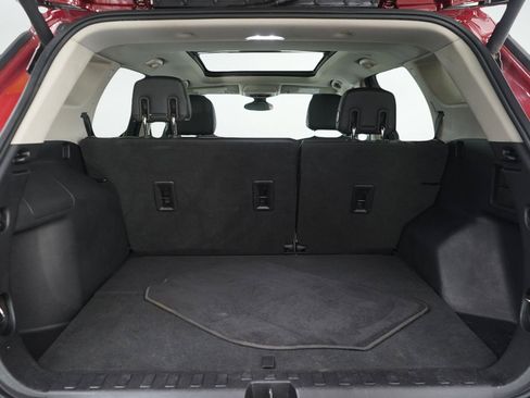 Used 2018 GMC Terrain Denali w/ Comfort Package AWD/4WD image 9