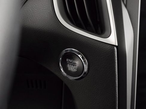 Used 2024 Ford Edge SEL image 29