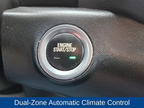 Used 2023 GMC Terrain SLE w/ Driver Convenience Package AWD/4WD image 31