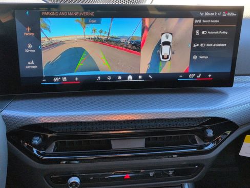 Used 2025 BMW i4 xDrive40i w/ Premium Package image 25