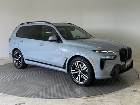 New 2026 BMW X7 xDrive40i w/ M Sport Package image 7