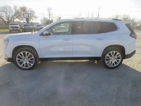 New 2026 GMC Acadia Denali w/ Super Cruise Package AWD/4WD image 8