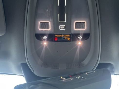 Certified 2024 Volvo XC90 B5 Core image 28