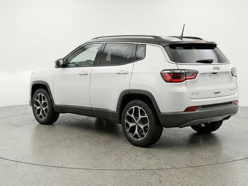 Used 2025 Jeep Compass Limited AWD/4WD image 6