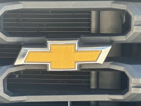 Certified 2023 Chevrolet Silverado 2500 Custom AWD/4WD image 30