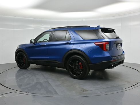 Used 2020 Ford Explorer ST w/ ST Street Pack image 6
