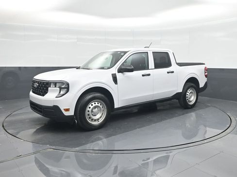 Used 2025 Ford Maverick XL FWD image 32