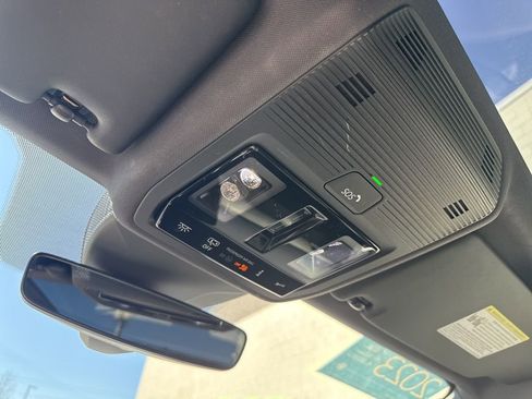 Used 2023 Volkswagen ID.4 Pro S image 30