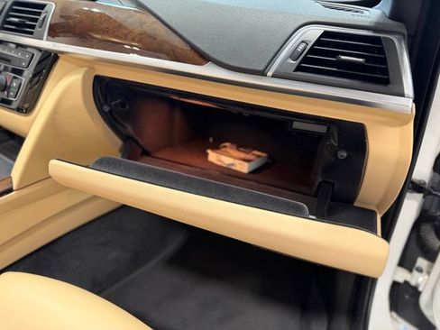 Used 2019 BMW 440i Convertible RWD image 29