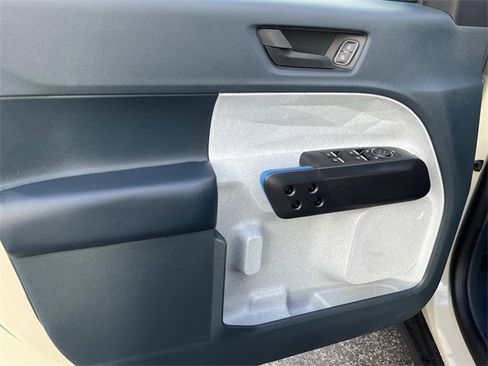 New 2025 Ford Maverick XLT w/ XLT Luxury Package image 21