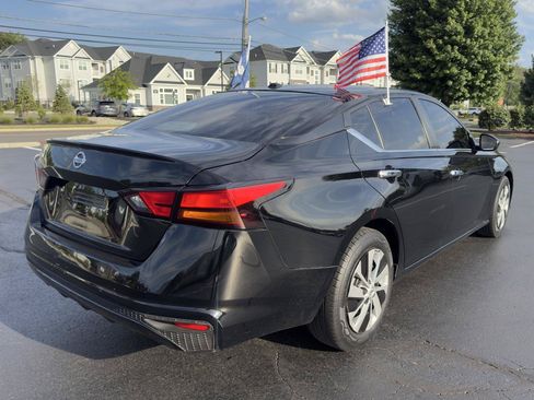 Used 2020 Nissan Altima 2.5 S FWD image 6
