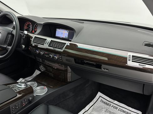 Used 2007 BMW 750i image 44