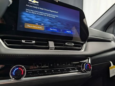 New 2027 Chevrolet Equinox LT w/ Convenience Package II FWD image 21
